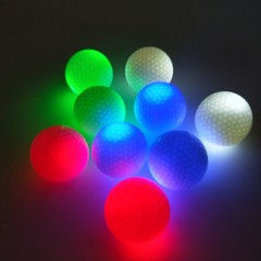 新しいゴルフボール試合ボール恒亮フラッシュボールゴルフ夜場ボール七色フラッシュボールLED発光ボール