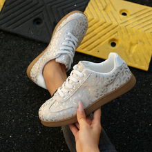 外贸跨境冷粘平底板鞋女2025新款豹纹配色休闲百搭平底时尚德训鞋