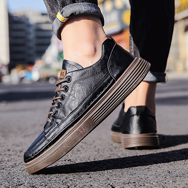 Pánske topánky jarná novinka čierne topánky pracovná obuv trendy all match kožená obuv pánska ľahká športová obuv na voľný čas_voghion.com