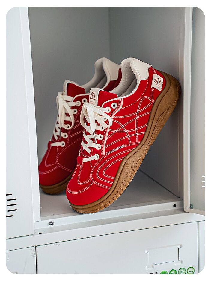 Giày sneaker nam cổ thấp mũi tròn rộng form Đức, đế bằng gót thấp 1–3 cm, dây buộc, phối màu trơn — Z8822 màu đỏ, Z8822 thẻ trắng, Z8822 thẻ đen chi tiết 16