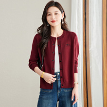 �r�мtɫС���L�̿�����Ůʿᘿ��_��2025�¿�＾��ĸ�̽�����