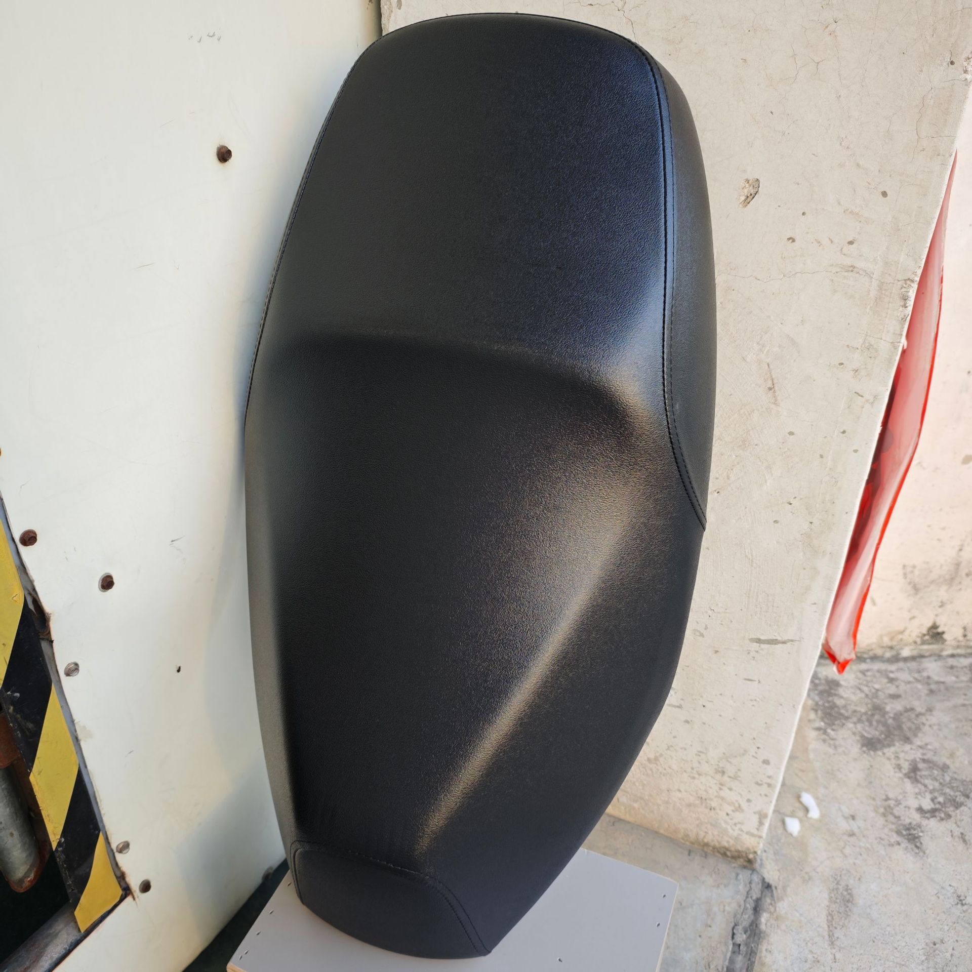 Suitable for Haojue Motorcycle Yudrill 125T Cushion Cover Sunscreen Waterproof Cooling Thickened Leather Rainproof Hot Seat Cover