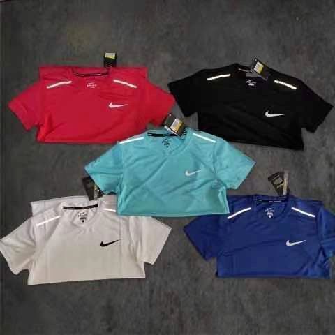 Schnelltrocknendes Sport-T-Shirt