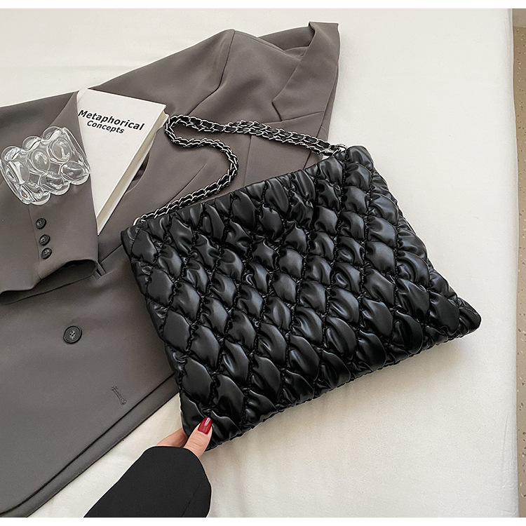 Große Gesteppte Tragetasche Für Damen Geräumige Lingge Schultertasche_voghion.com
