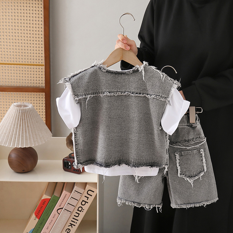 8126 traje de verano para niños 2025 nuevo chaleco de manga corta de mezclilla para niños de tres piezas ropa de verano para niños