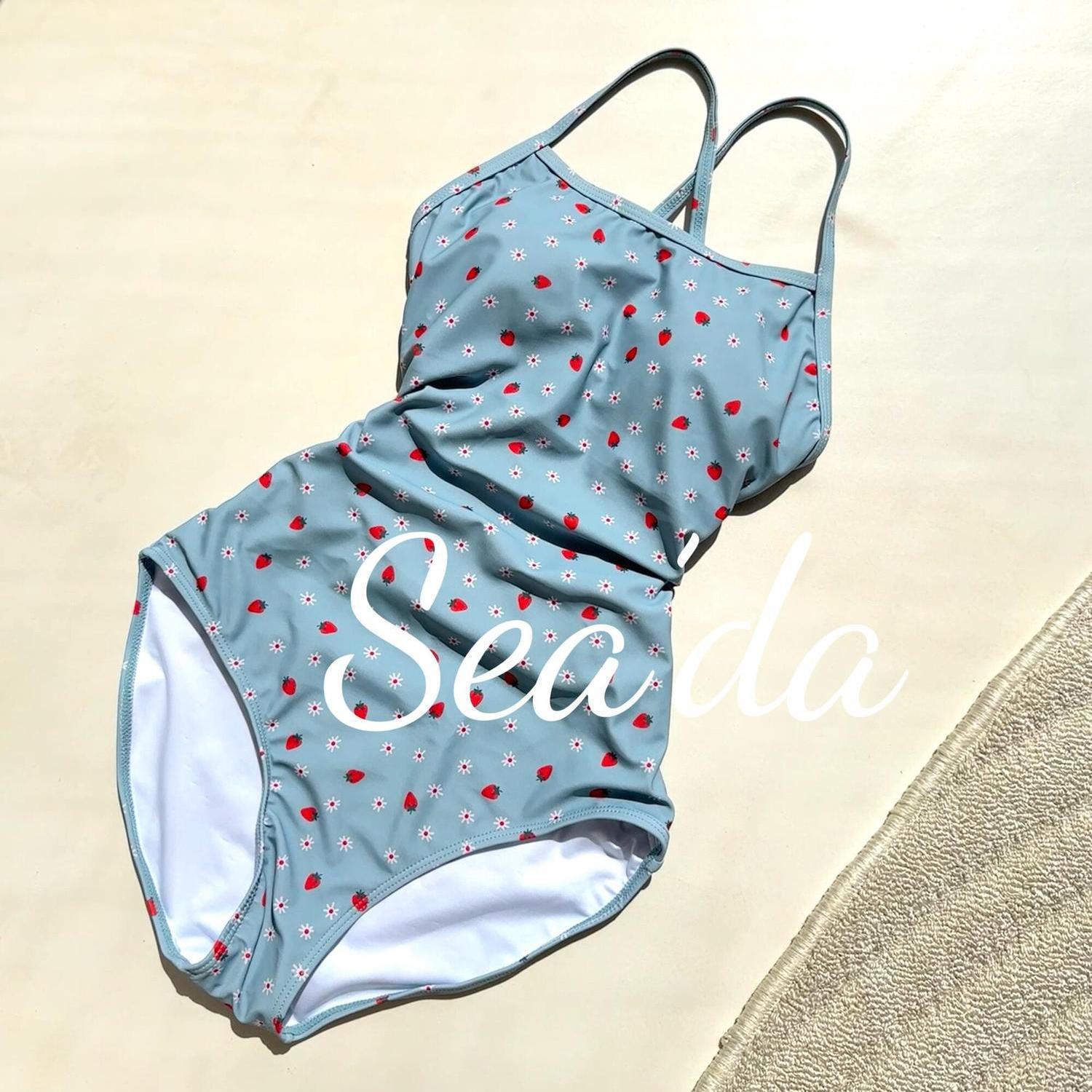 Strawberry Flower 2025 New Cute Student Conservative Low-Cut Double-Layer Professional Racing One-Piece Swimsuit for Women