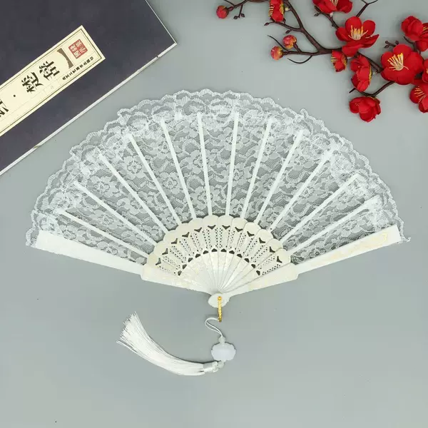 Shake the sound of the same folding fan lace fan dance fan lace fan plastic fan