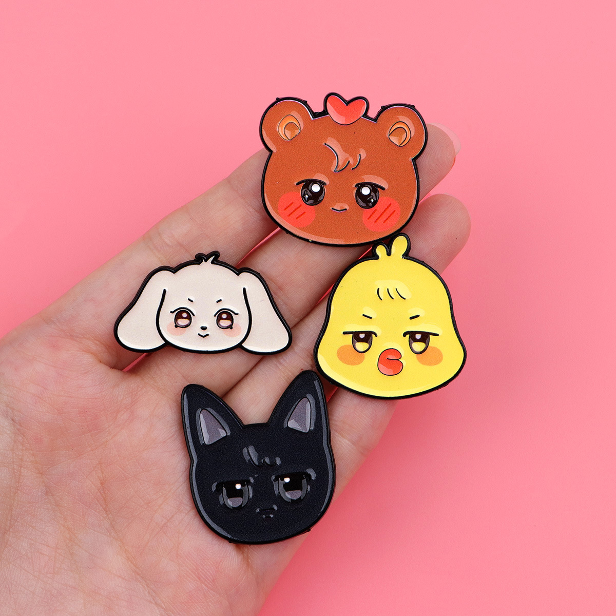 Personajes de dibujos animados broche insignia ropa mochila accesorios pin comercio exterior transfronterizo venta caliente insignia de aleación