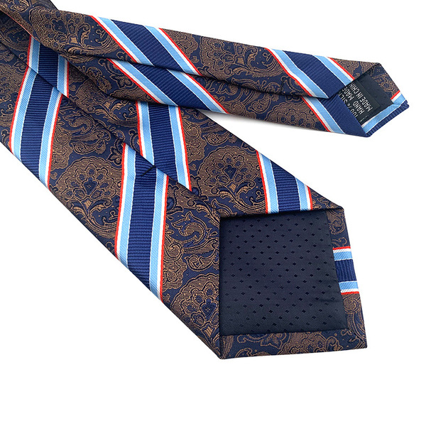 Tie English style