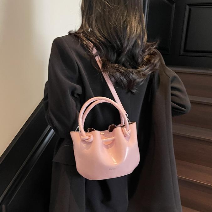 Nube plegada hija bolso de balde para mujeres 2025 nueva moda versátil bolso de hombro transfronterizo bolso de mano para mujeres