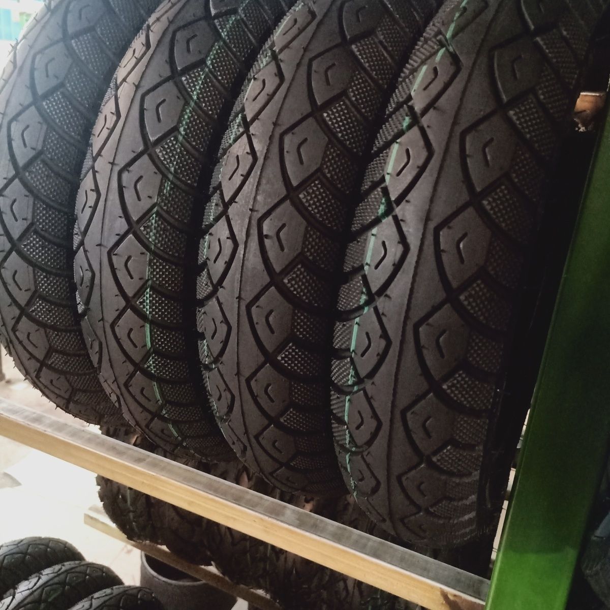 All-steel wire electric vehicle special vacuum tire 3.00/3.50-10 thick wear-resistant anti-skid