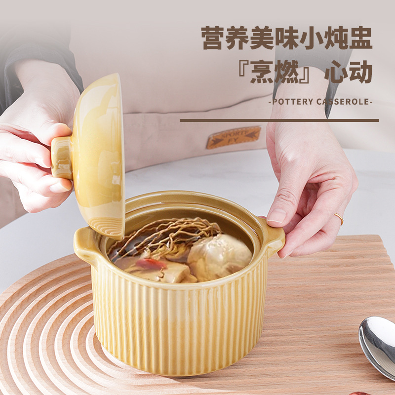 A wholesale multi-use earthenware pot for stewing, suitable for high-temperature cooking and water separation stewing, ideal for home use, inspired by Shaanxi cuisine.