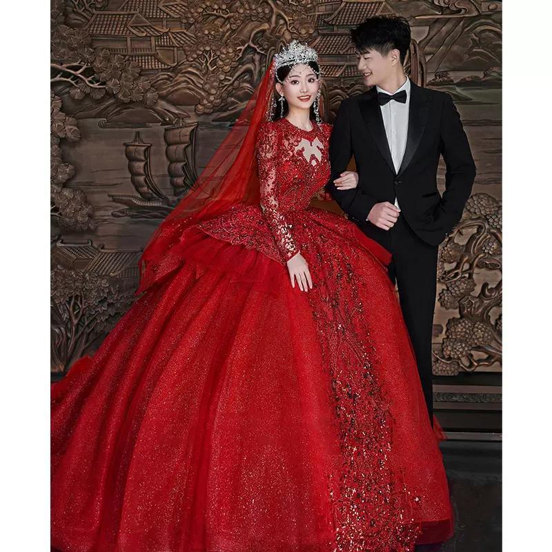 Red French-Style Wedding Dress 2023 New Model for Brides, Light Luxury Niche with a Large Train, Textured Court-Style Main Gown