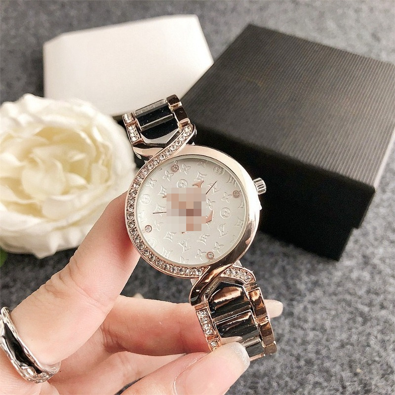 2026 New Model Women's Watch Luxury Diamond-Studded Foreign Trade High-End Quartz Watch Compact Simple Elegant Women's Timepiece Steel Band Watch