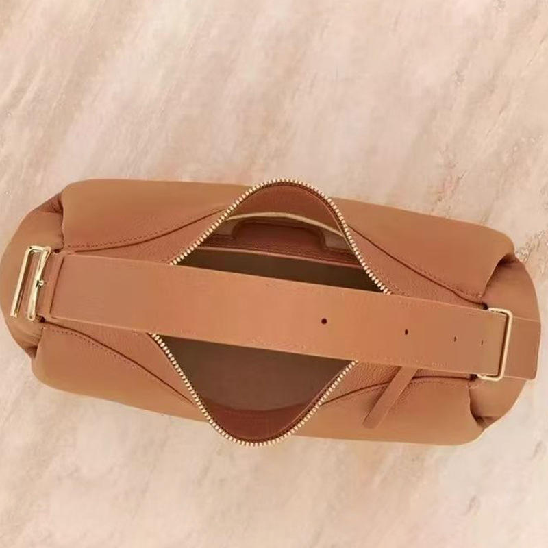 폴리네 가죽 속옷 통근 가방 여성 2024 봄 새로운 패션 캐주얼 여성 가방 패션 트렌드