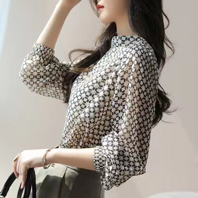 Casual and Elegant, Loose and Comfortable Chiffon Shirt for Women 2025 Spring, Summer and Autumn Casual Printed Half Turtleneck Long-Sleeved Shirt Casual and Elegant, Loose and Comfortable Chiffon Shirt for Women 2025 Spring, Summer and Autumn Casual Printed Half Turtleneck Long-Sleeved Shirt