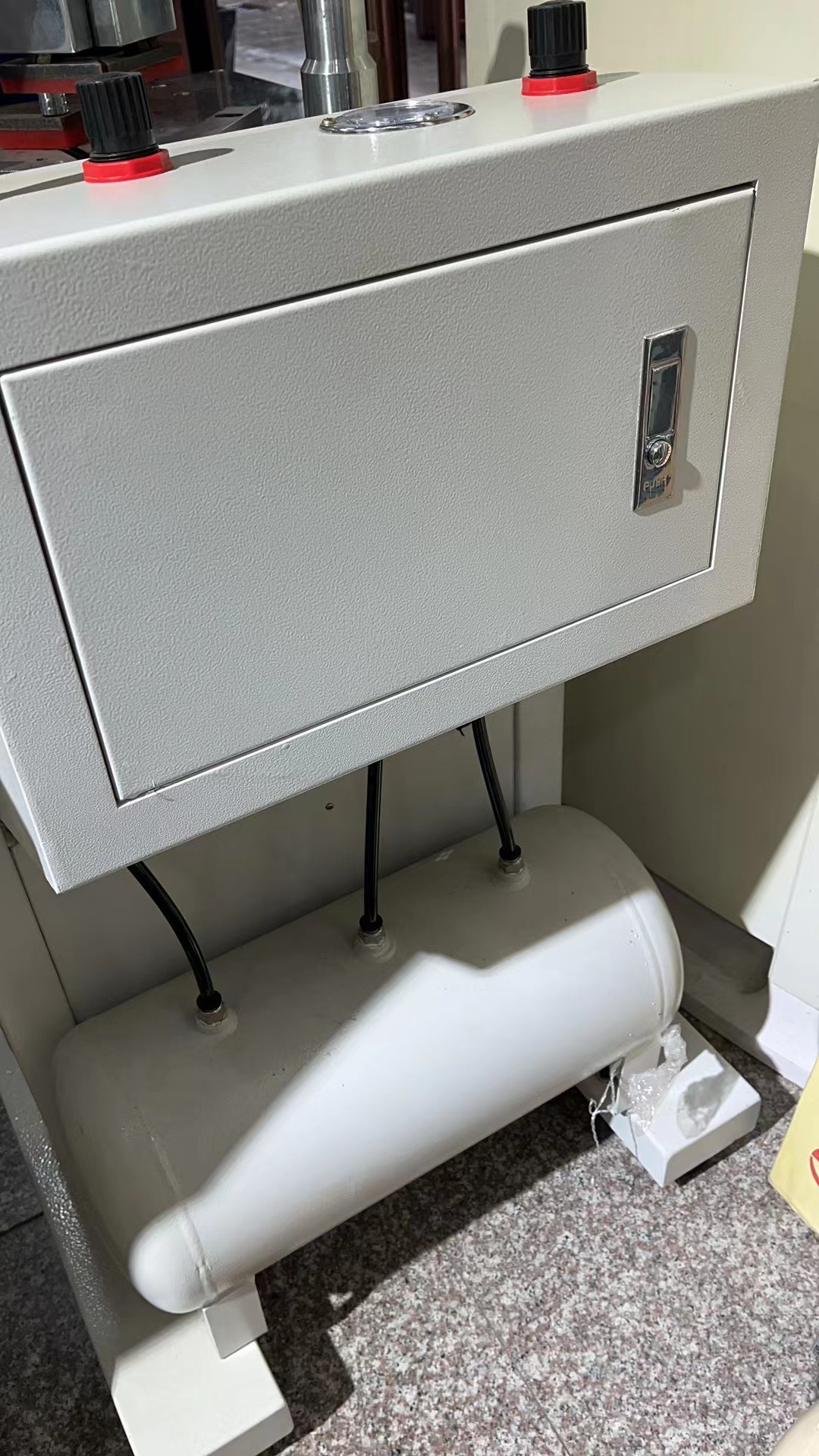 f1463f11a0030a7c3a1745d77d718f