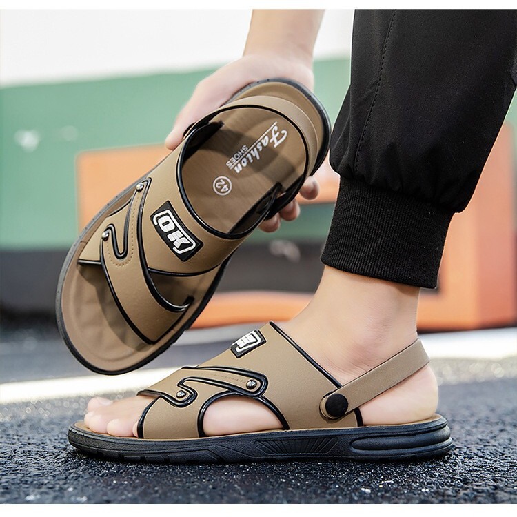 Sandals for Men 2026 New Thick-Soled Beach Summer Outdoor Wear Dad Non-Slip Wear-Resistant Dual-Purpose Sandals
