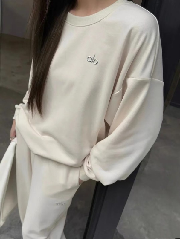 现货2025春秋新款Alo轻薄抓绒休闲运动圆领长袖卫衣纯色简约百搭|undefined