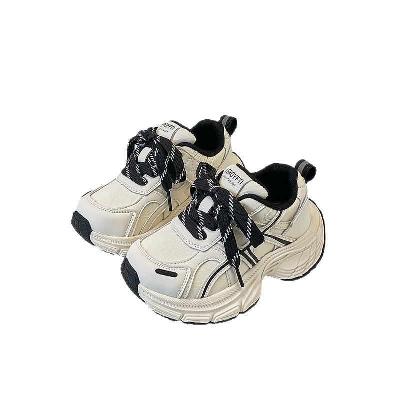 Zapatos de papá para niños con suela suave zapatos deportivos para niños 2026 primavera nuevos zapatos casuales para niñas tendencia de zapatos de carrera para niños grandes