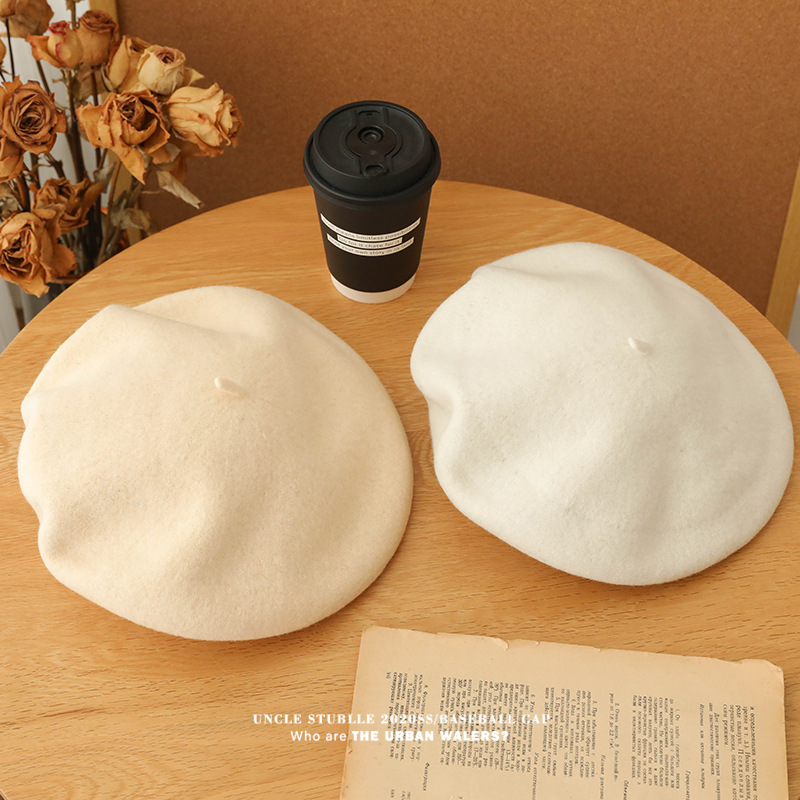 Ishihara Satomi Beret Spain Surrogate Shopping Retro Small Leather Tag Wool Painter Cap Girls Internet Celebrity Beret Hat display picture 2