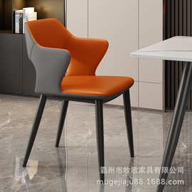 意式极简餐椅轻奢家用北欧现代简约椅子带扶手意大利高端设计师椅
