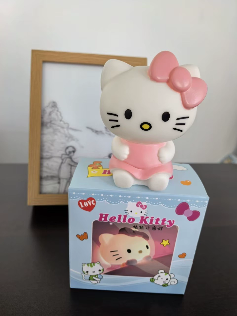 Ночник (Sanrio Hello Kitty) 10–15 см, 0,5 Вт, лёгкий подарок на день рождения
