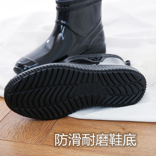 Fashionable men's short-tube rain boots, men's rain boots, men's water shoes, rubber shoes, kitchen work shoes, water boots, fishing car wash shoes, overshoes
