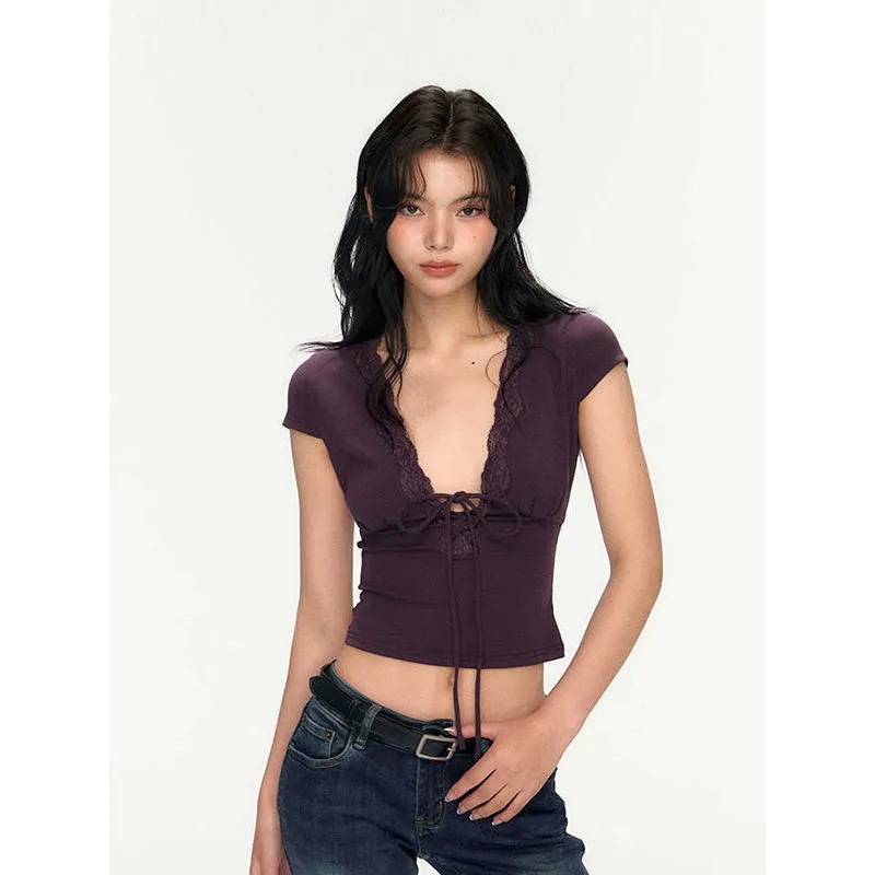 纯欲风性感蕾丝拼接V领短袖T恤女装夏季设计感修身显瘦短款上衣服