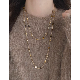 耳钉;项链;耳环