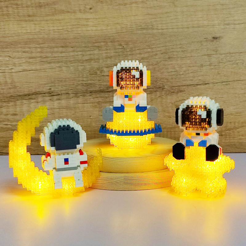 Wholesale generation] Astronaut astronaut pen container tiny particles assembled building blocks compatible with Lego boys and girls gift