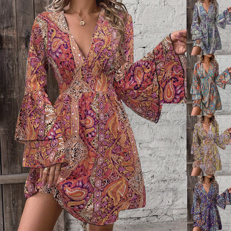 2024 European and American Cross-border Autumn and Winter New Fashion Elegant Women's Paisley Printed V-neck Horn Sleeve dress