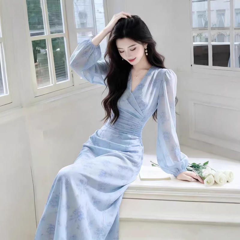 Unique and Beautiful Blue Floral Dress, Spring Light Luxury High-End Style, Seaside Vacation French-Style Waist-Cinching Long Dress, Autumn Unique and Beautiful Blue Floral Dress, Spring Light Luxury High-End Style, Seaside Vacation French-Style Waist-Cinching Long Dress, Autumn
