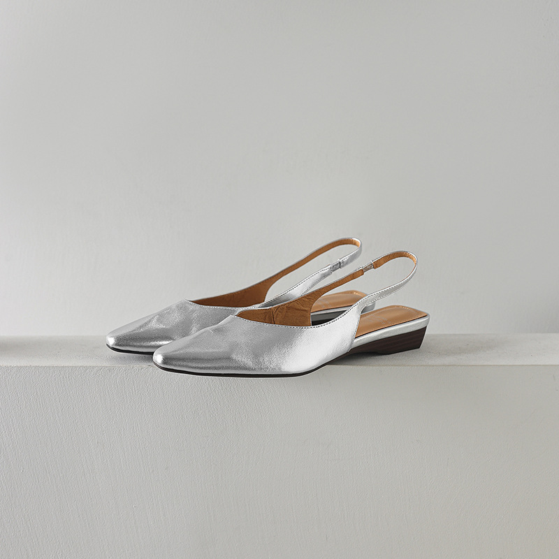 Sandal nữ da bò mũi trùm quai chữ V đế bệt phong cách Hàn Quốc — đen chi tiết 22