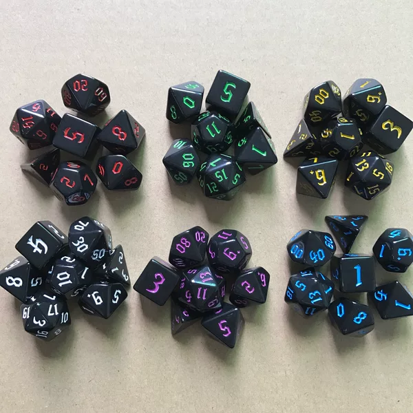 Manufacturers supply seven multi-sided dice suit Dragon and underground city desktop game dice accessories running group sieve