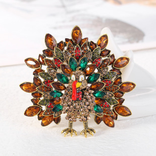 Creative Thanksgiving Rhinestone Turkey Brooch Large Funny Animal Pin Personalized Peacock Badge in stock Wholesale