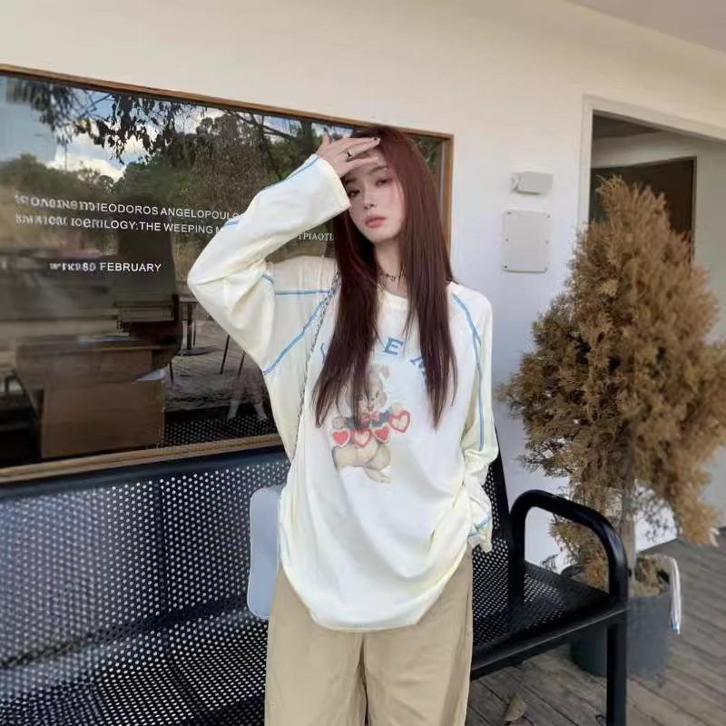 Original Trendy Brand Cute Rabbit Print Long-Sleeved T-Shirt for Women 2026 Early Spring Loose Casual Mid-Length Pullover Top