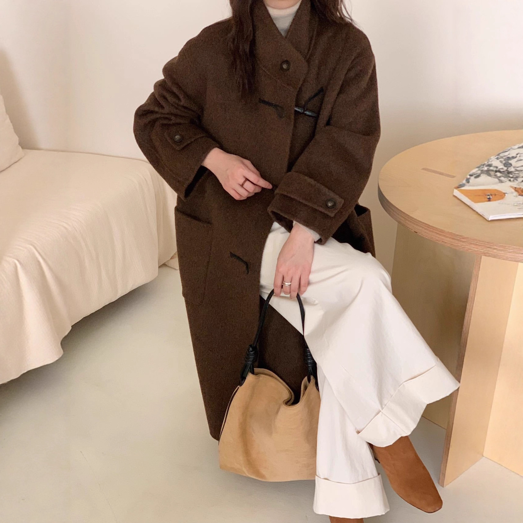 Xia Shiwen's Same Style Wool Alpaca Horn Button Stand Collar Double-Sided Outwear Women's Mid-Length Cocoon-Shaped Outwear