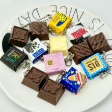 可小批量仿真日本Tirol松尾巧克力送礼物生日礼物食玩挂件挂饰包