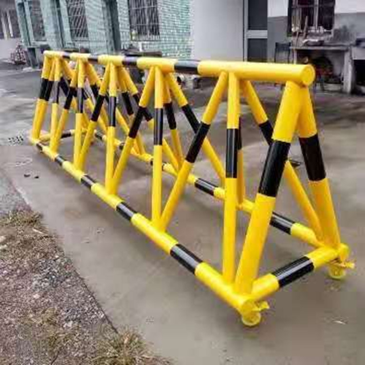 拒马围栏厂家直供　拒马护栏　活动拒马　活动围栏　防撞栏拒马厂