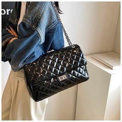 クロスボーダー2025菱格刺繍糸小香風チェーン女性バッグファッション大容量通勤ショルダーバッグ質感放浪バッグ