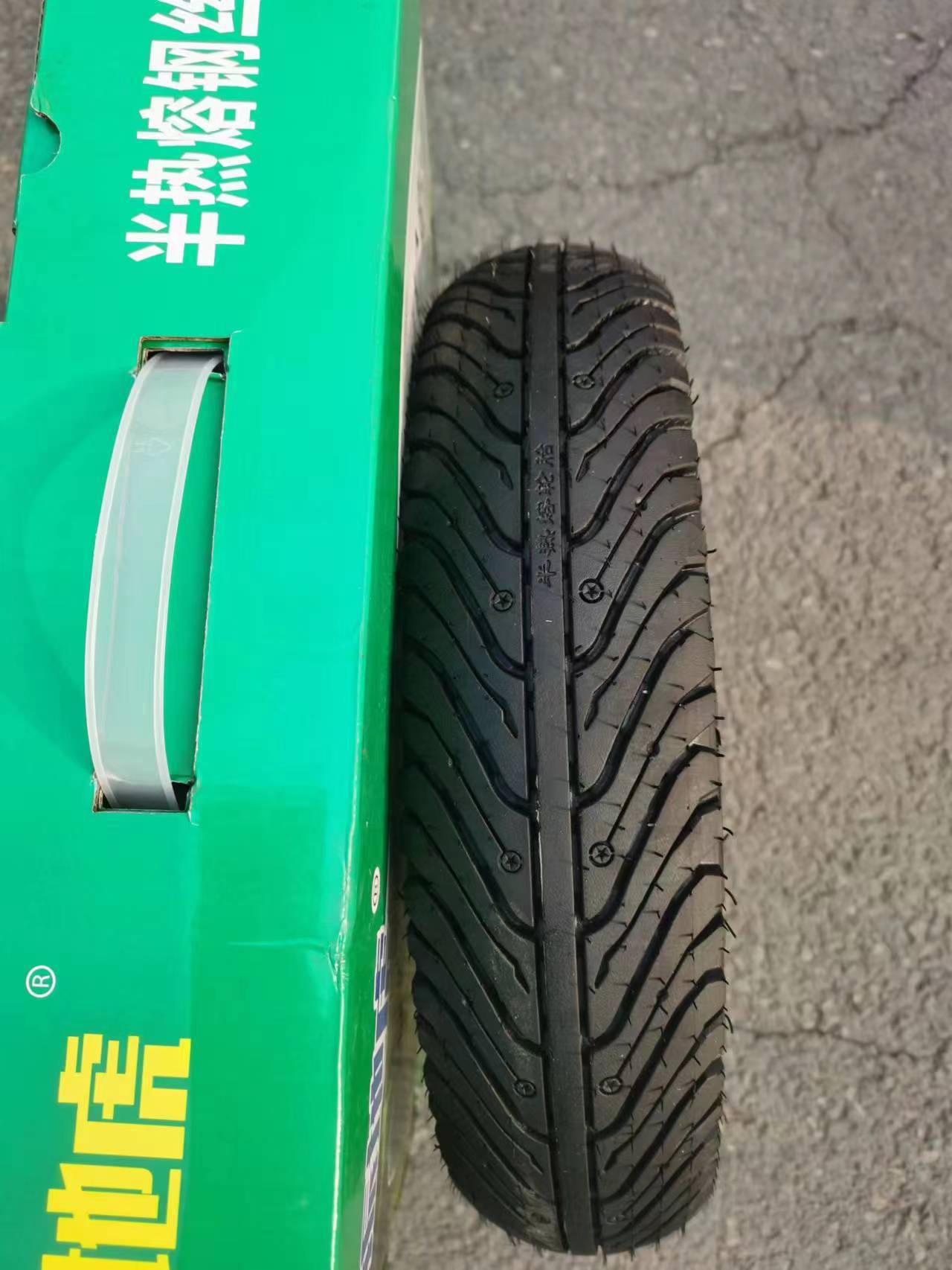 Supply of 3.00-10/14X2.50 Gaidihu Steel Wire Tires for Electric Vehicles, Vacuum Tires, Thickened Explosion-Proof Tires for Tricycles