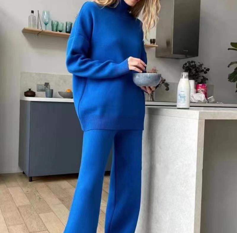 Knitted Set Image 2