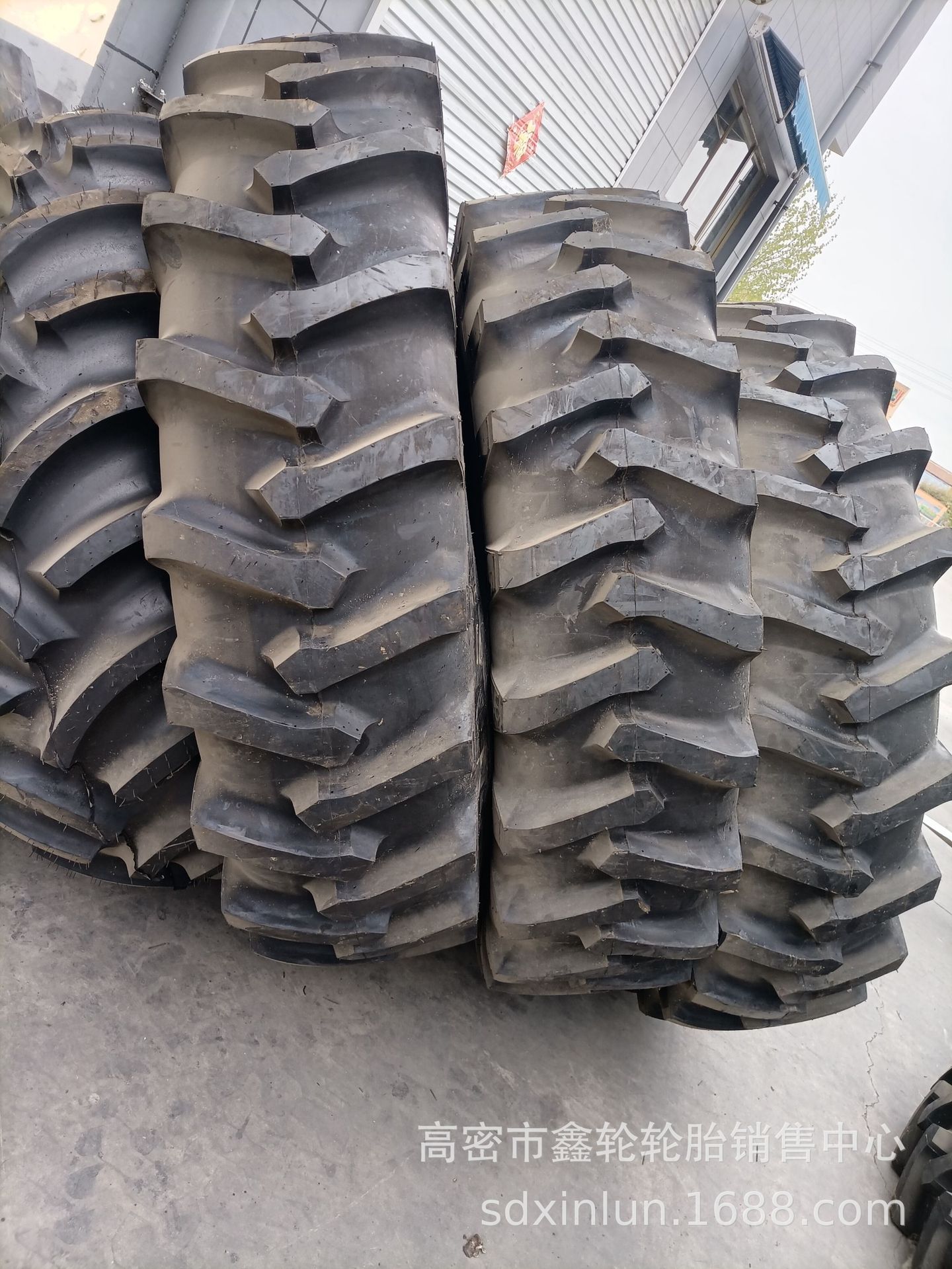 长期供应拖拉机11.2-20 24 12.4 14.9-24-26 14.9-28 18.4-42轮胎