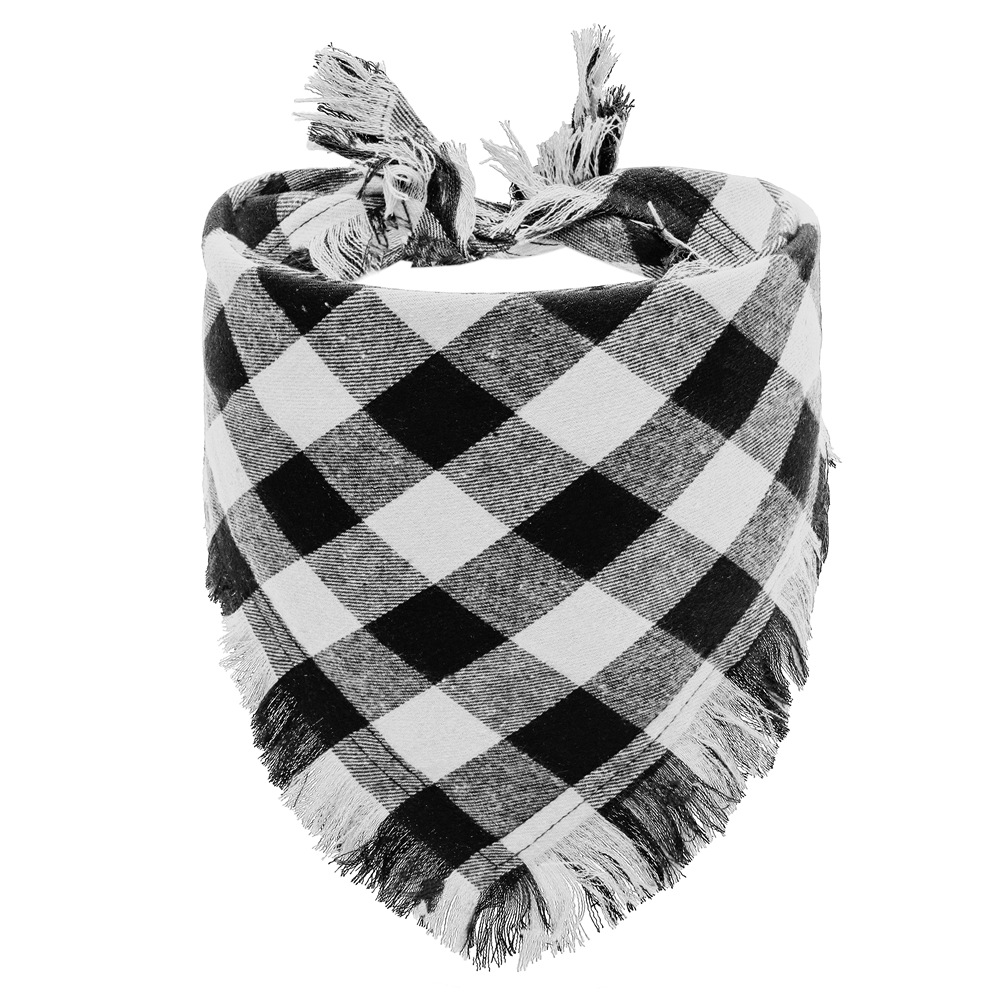 Fabricante en stock transfronterizo nueva Navidad mascota saliva toalla borla triángulo toalla perro Plaid mascota triángulo toalla