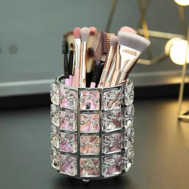 Amazon Hot Sale Crystal Pencil Round Desktop Creativity Cosmetic Brush Holder Inventario Cosmetic Brush Holder