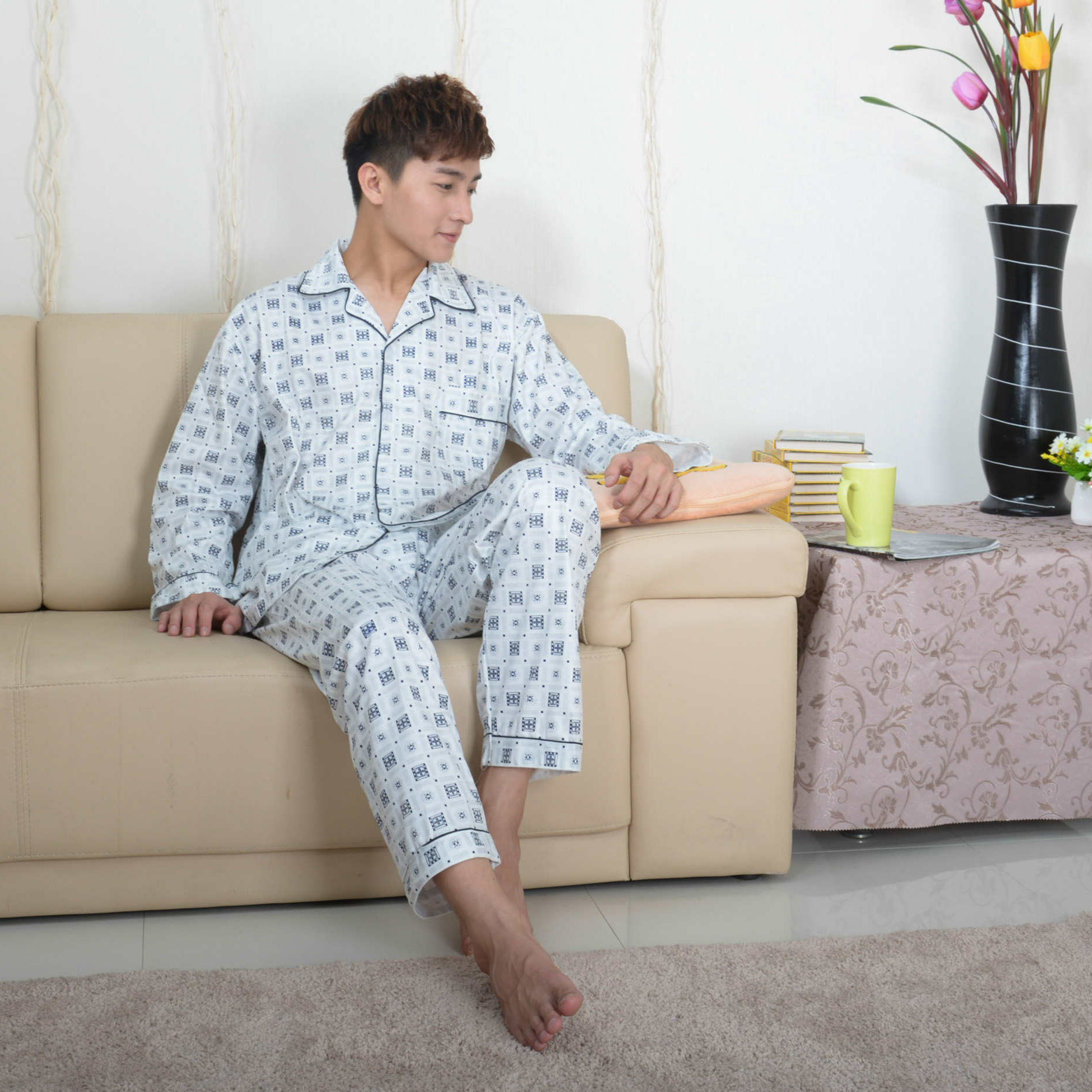 Pijamas de manga larga de verano Delgado casual simple traje homewear pijamas más tamaño cardigan pequeña solapa primavera y otoño