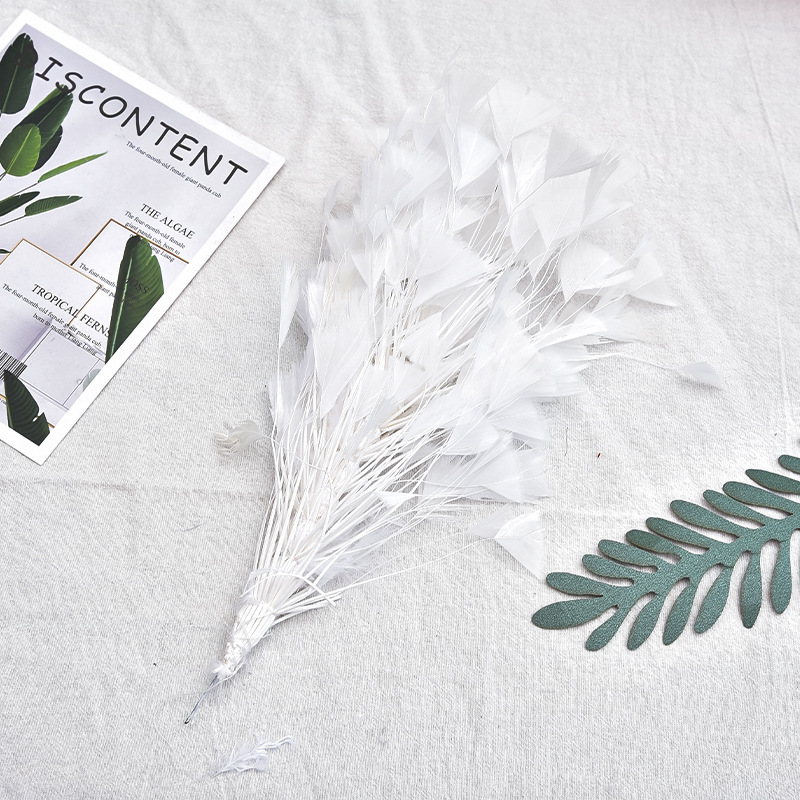 흰나비 와이어 꽃(와이어를 사용하여 마음대로 구부려 모양을 만들 수 있음)