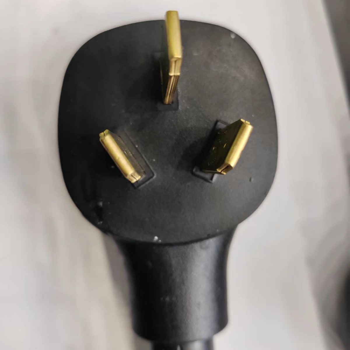 厂家供应美标美式大功率工业插头5-15R5-20R6-15R6-20R6-30R6-50R