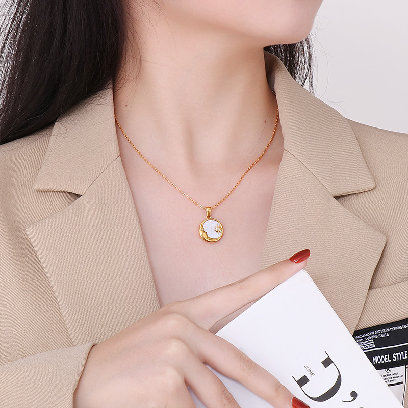 304 Stainless Steel, Shell Material Sun, Moon, Heart Shape Pattern PVD Coated 18K Gold Plated Sun Moon Heart Shape 304 Stainless Steel Shell Sweet Waterproof Non Tarnish Pendant Necklace